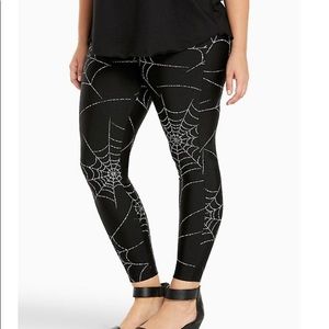 🔥🔥TORRID SPIDER WEB LEGGINGS